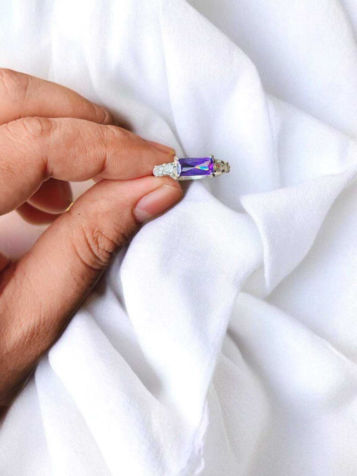 Turkish 925 Silver Ladies Ring with Purple Zircon - Image 2