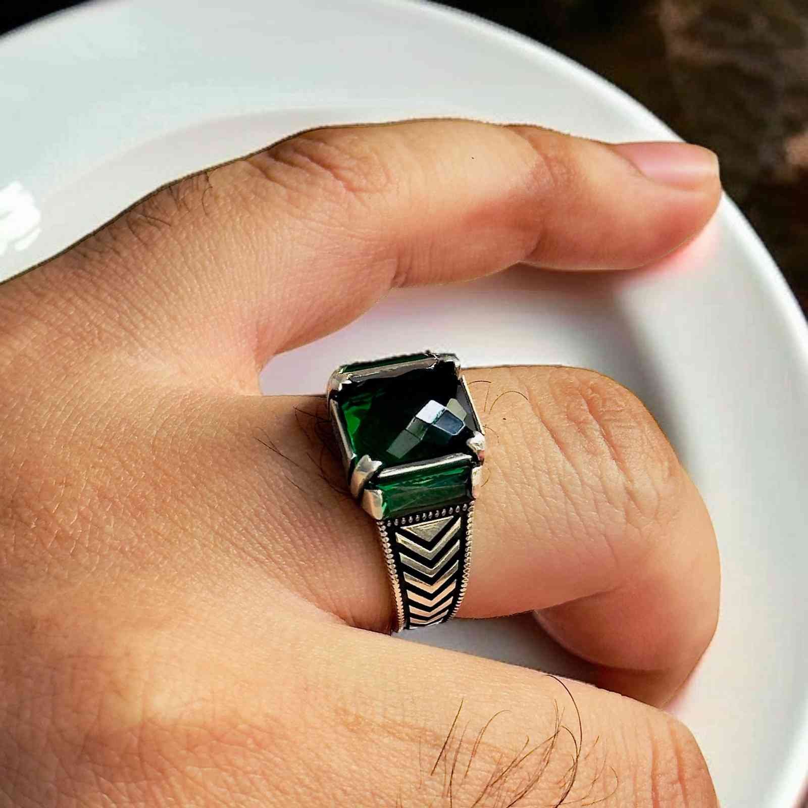 Green Zircon Turkish 925 Silver Gent's Ring - Image 3